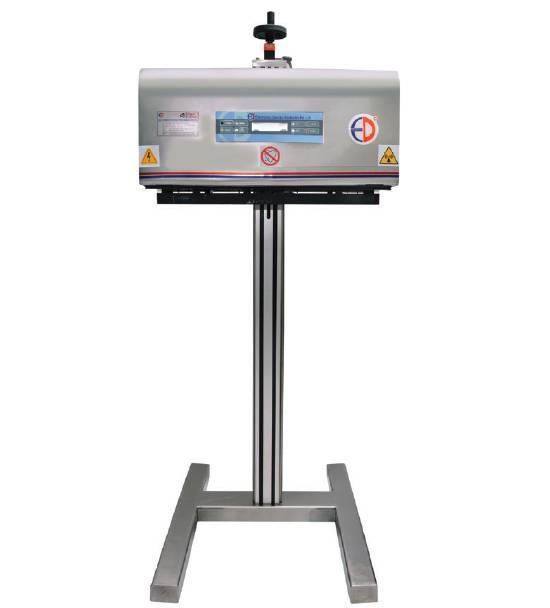 Sigma I Neo Automatic induction sealing machine designed for continuous foil sealing of bottles and containers on production lines.